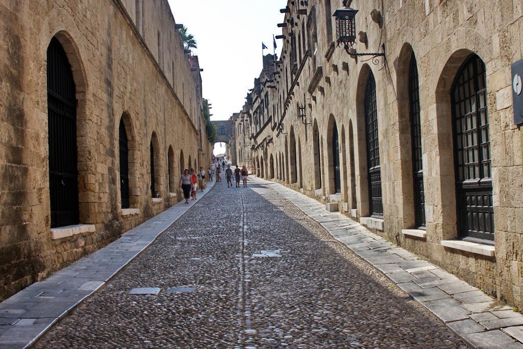 Unique Apartment In The Heart Of The City Rhodes City Εξωτερικό φωτογραφία